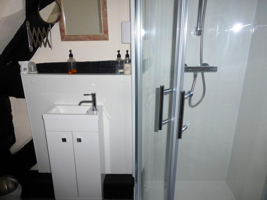 Avon Accommodation Ringwood Bagian luar foto