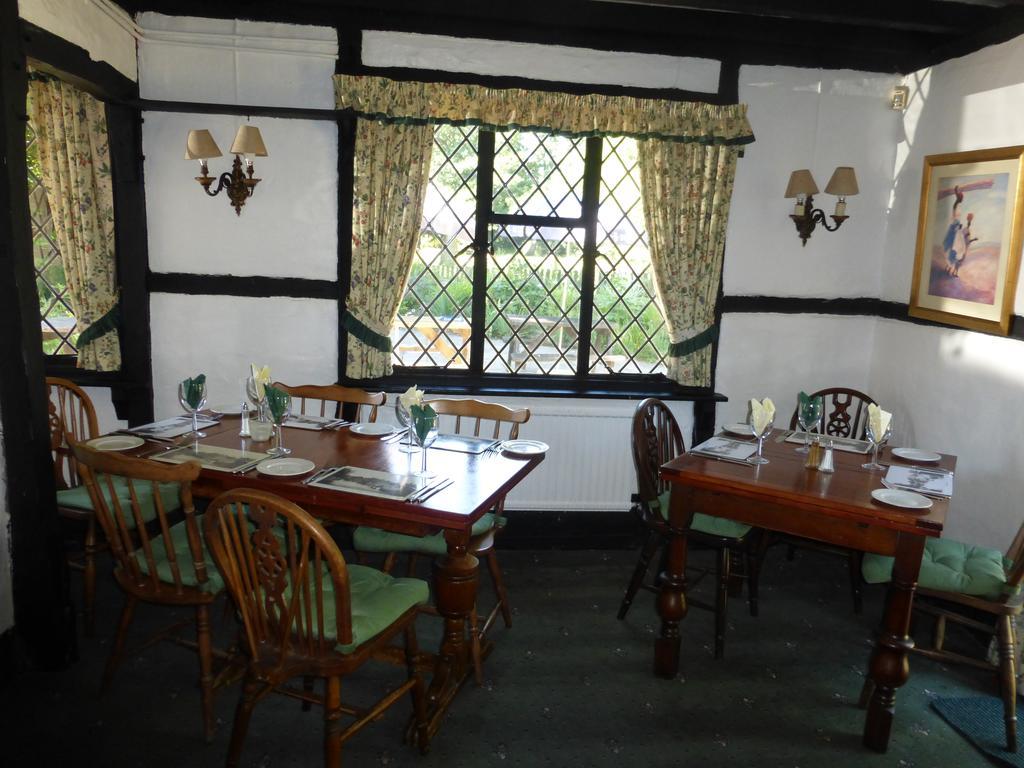 Avon Accommodation Ringwood Bagian luar foto
