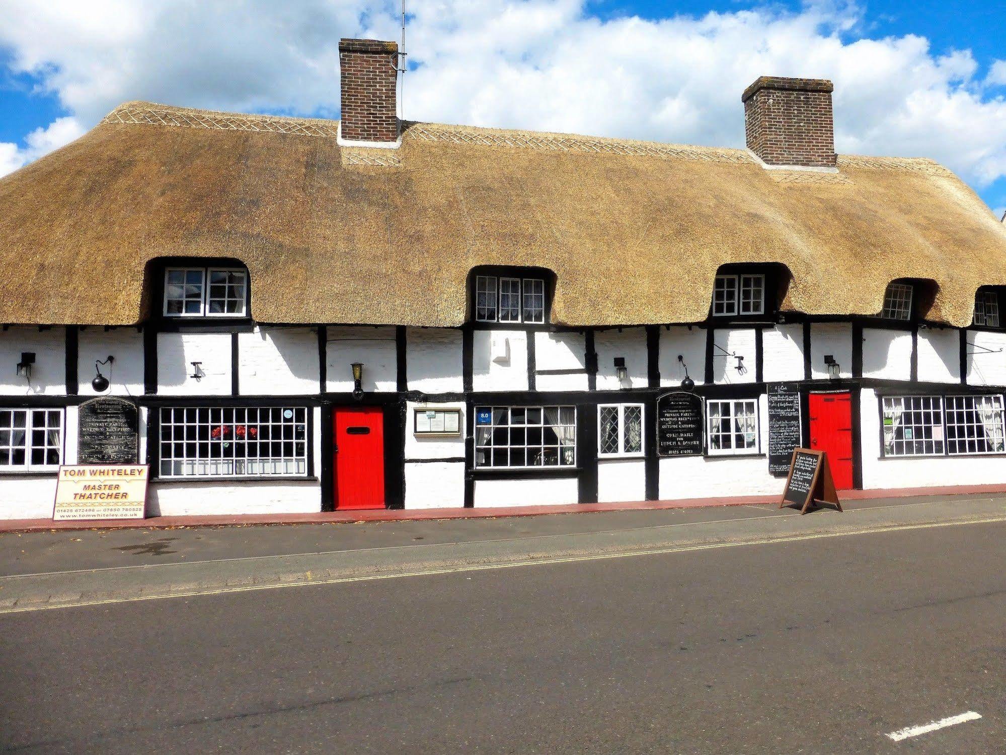 Avon Accommodation Ringwood Bagian luar foto