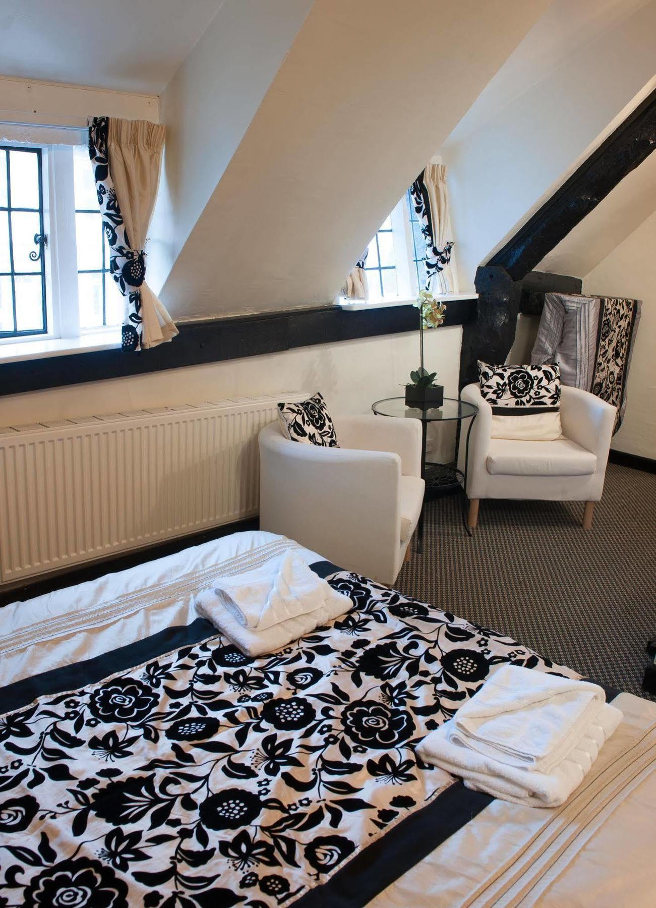 Avon Accommodation Ringwood Bagian luar foto