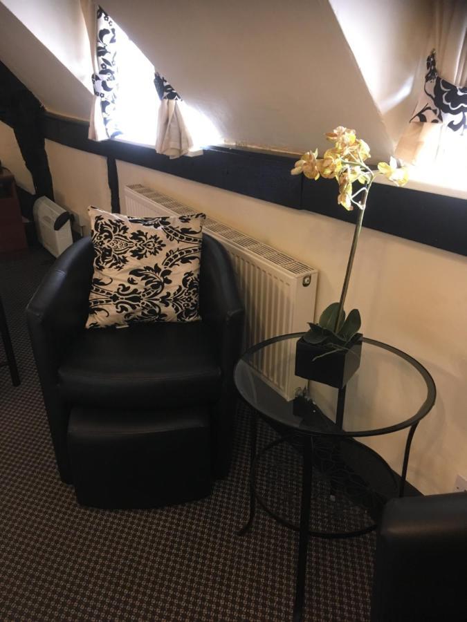 Avon Accommodation Ringwood Bagian luar foto