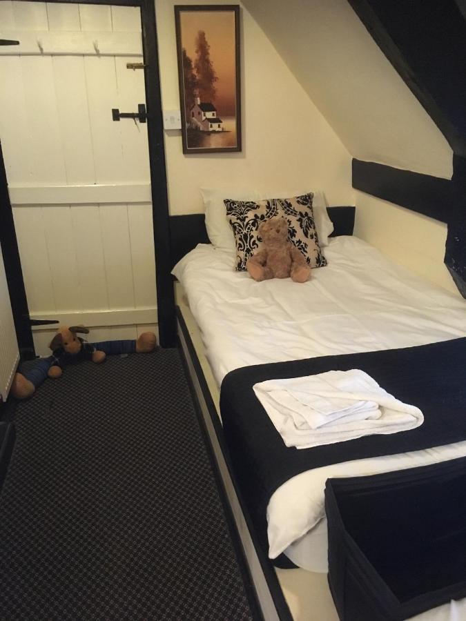 Avon Accommodation Ringwood Bagian luar foto