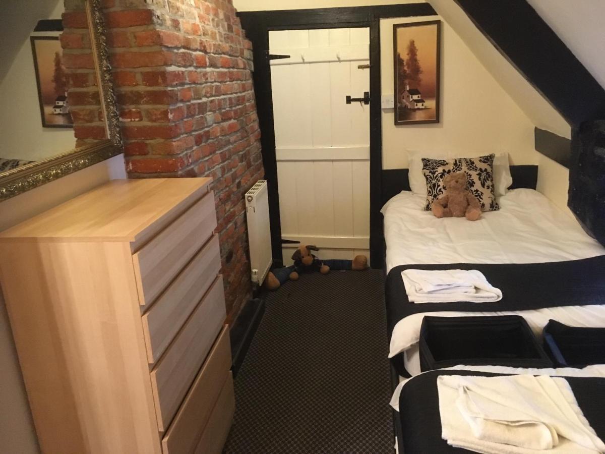 Avon Accommodation Ringwood Bagian luar foto